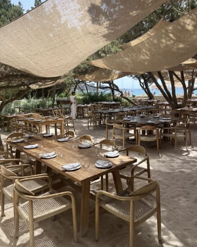 beach restaurant